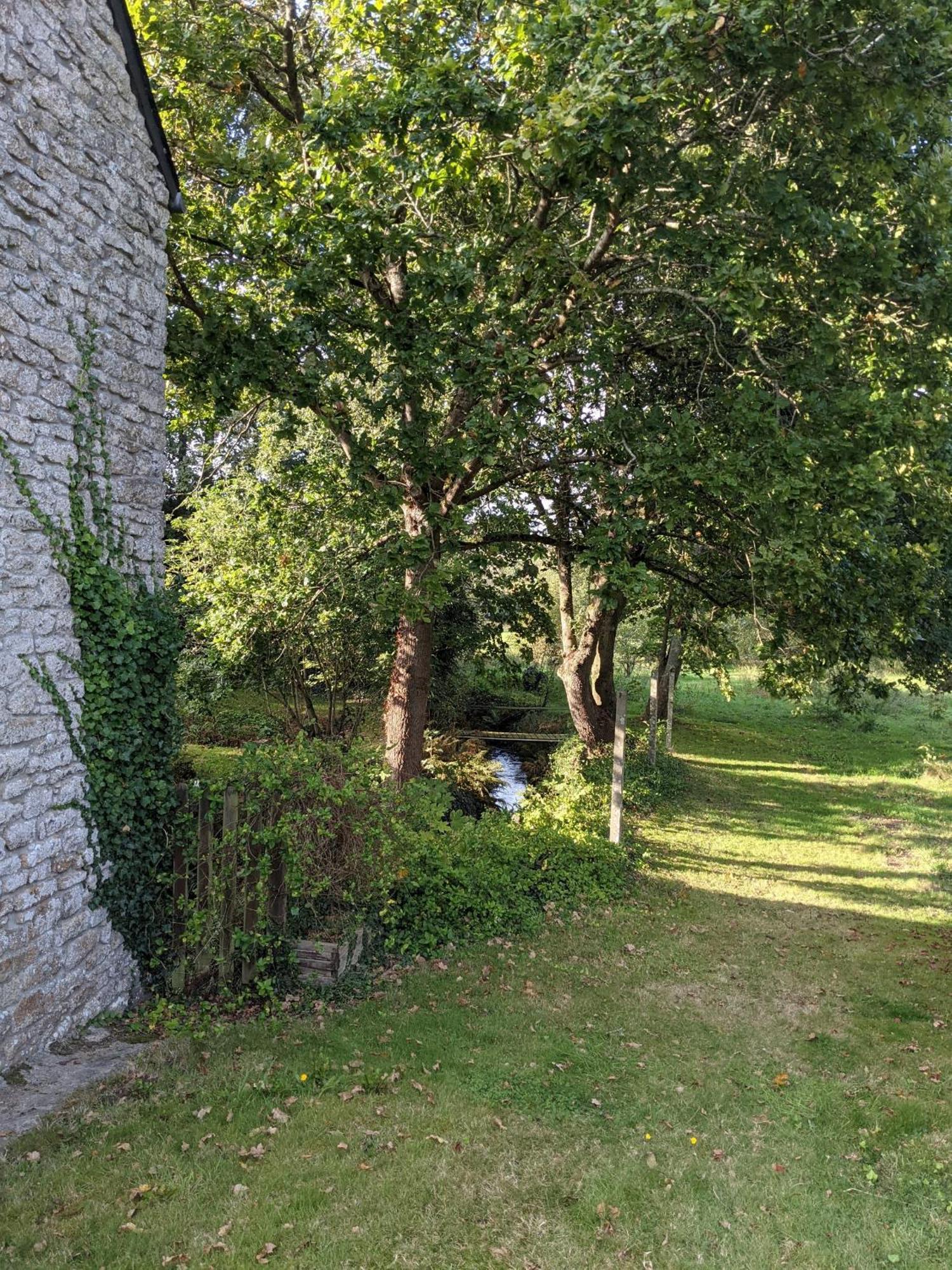 Ty Maen - Authentique Moulin Du 18Eme Proche Mer Plourin  Extérieur photo
